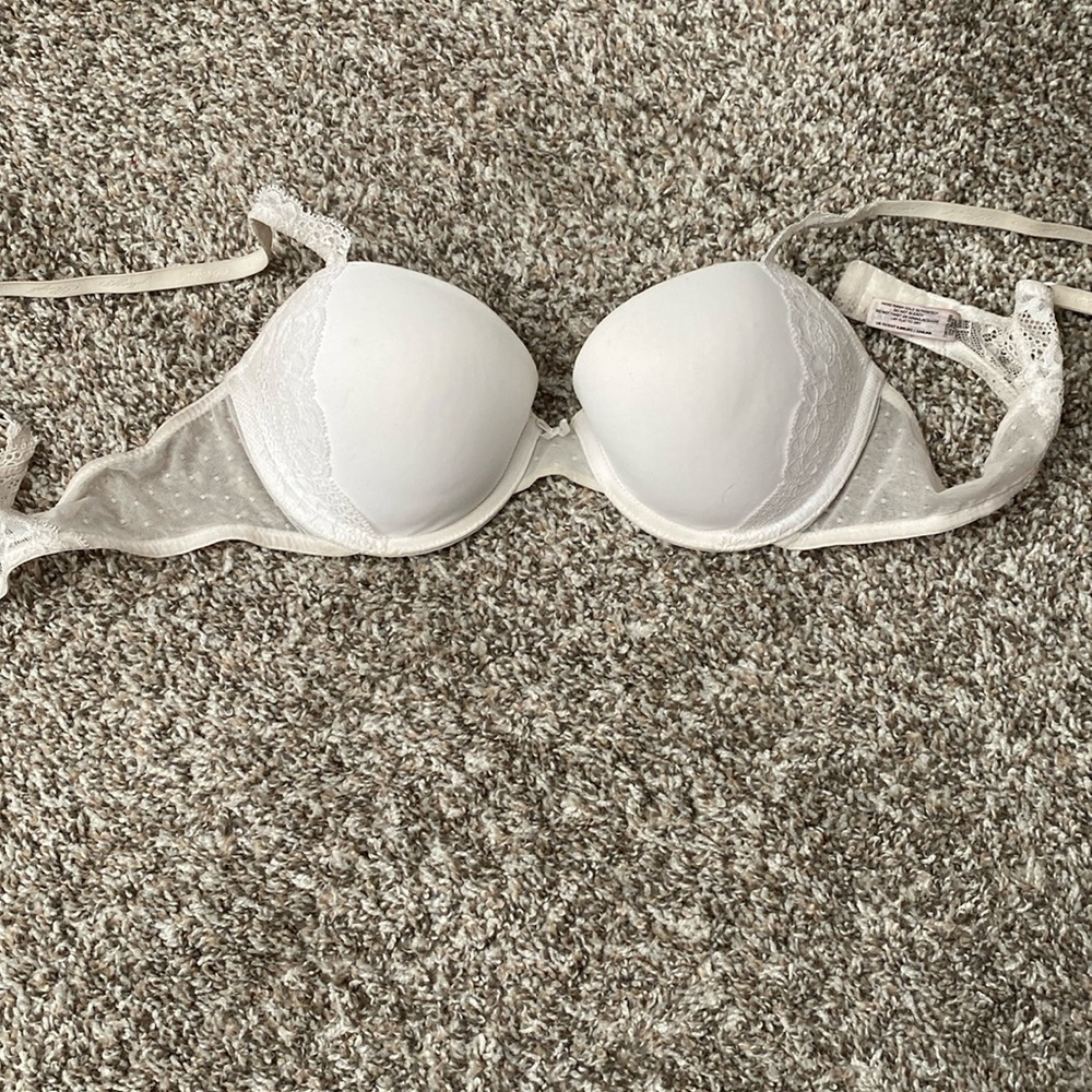 Victoria’s Secret bra